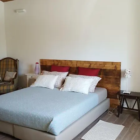 La Casetta Bed and Breakfast *